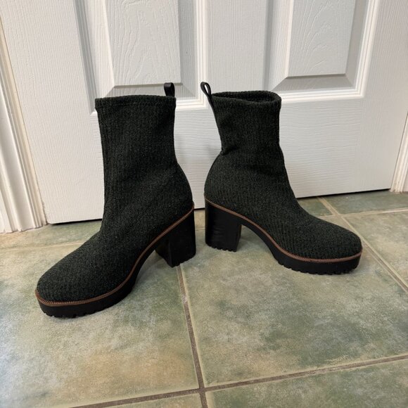 Chinese Laundry Green Sweater Knit Lugg Sole Booties Size 8 Platform - Picture 4 of 10